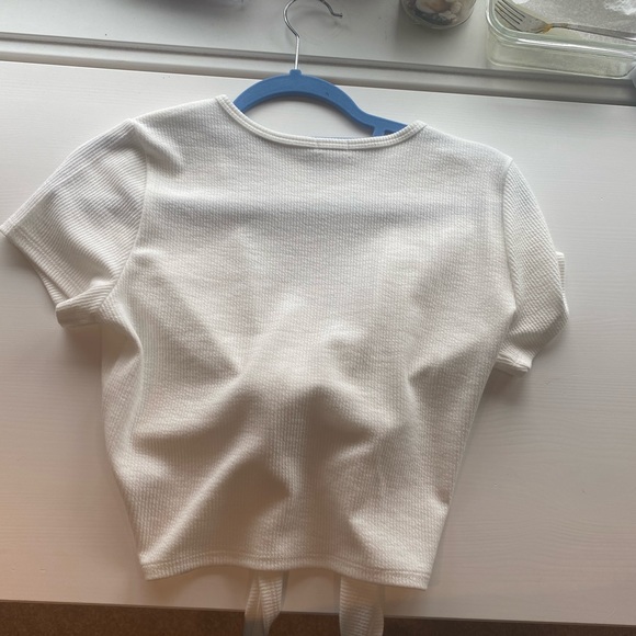 Garage tie front tee - Picture 2 of 4